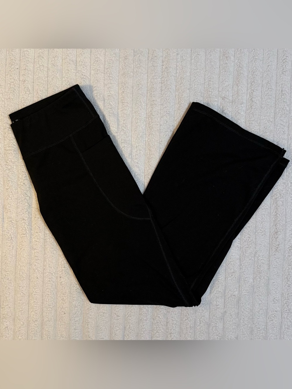 Heathyoga Black High Waisted Flared Leggings With Side Pockets Size Medium